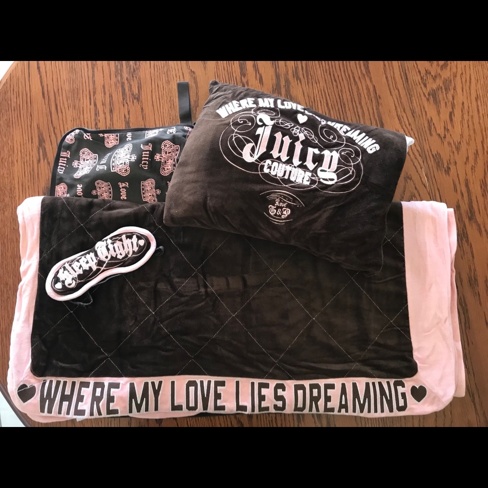 Juicy Couture pillow set